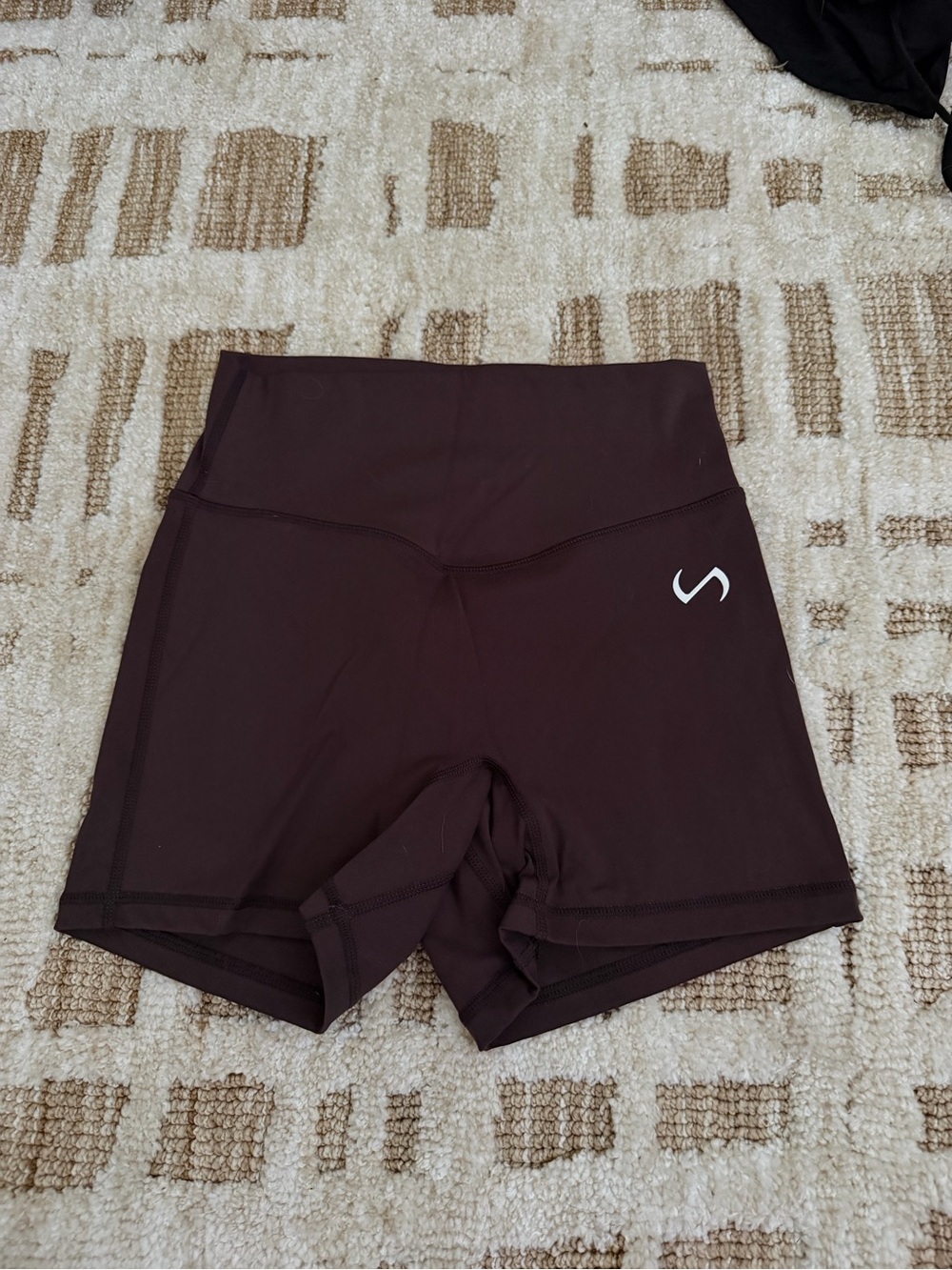High-Waist Athletic Bike Shorts in Dark Brown